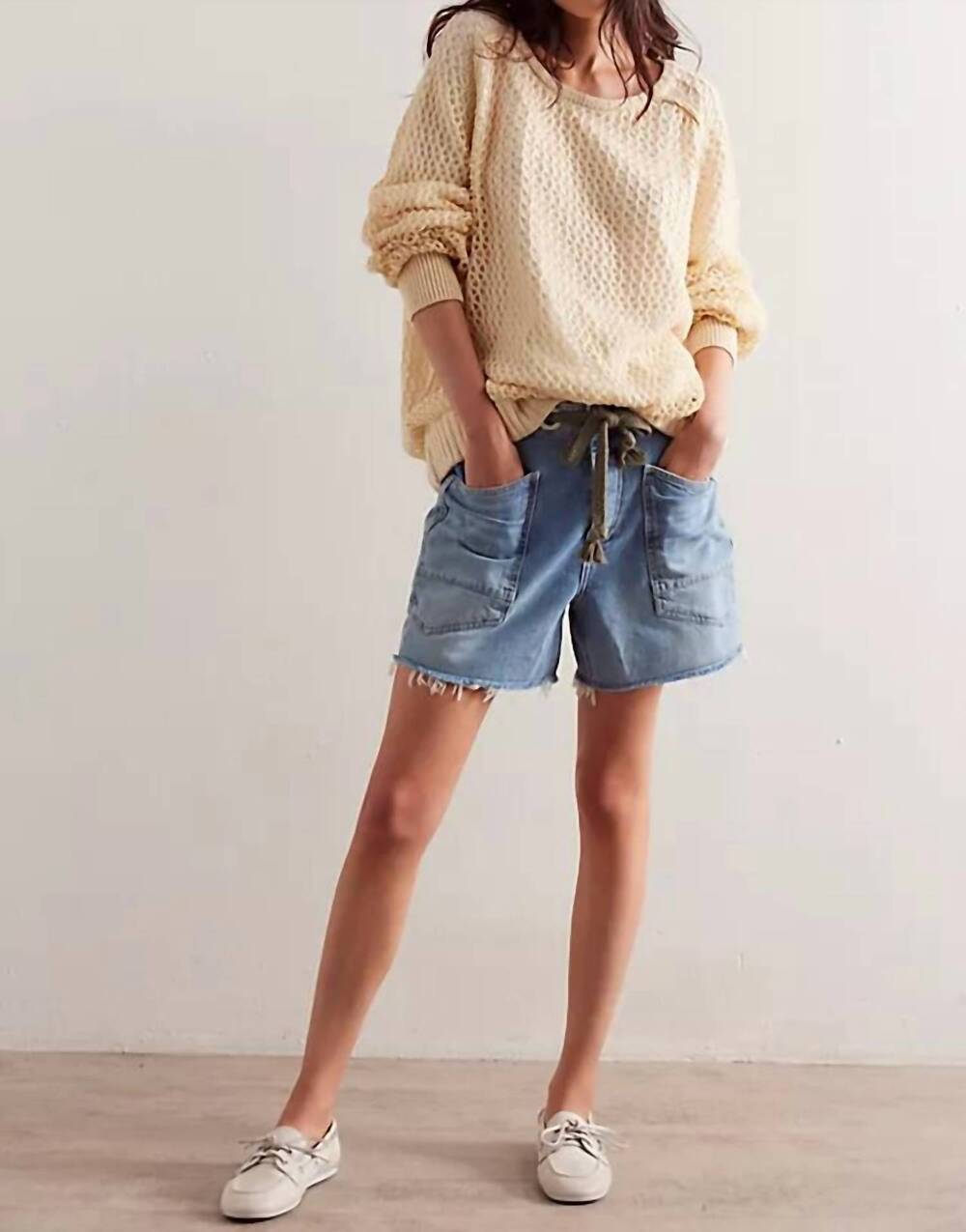 NEW FREE PEOPLE moxie barrel shorts in denim blue
